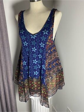 Desigual Women's Blue Patterned Sleeveless V-Neck Tunic